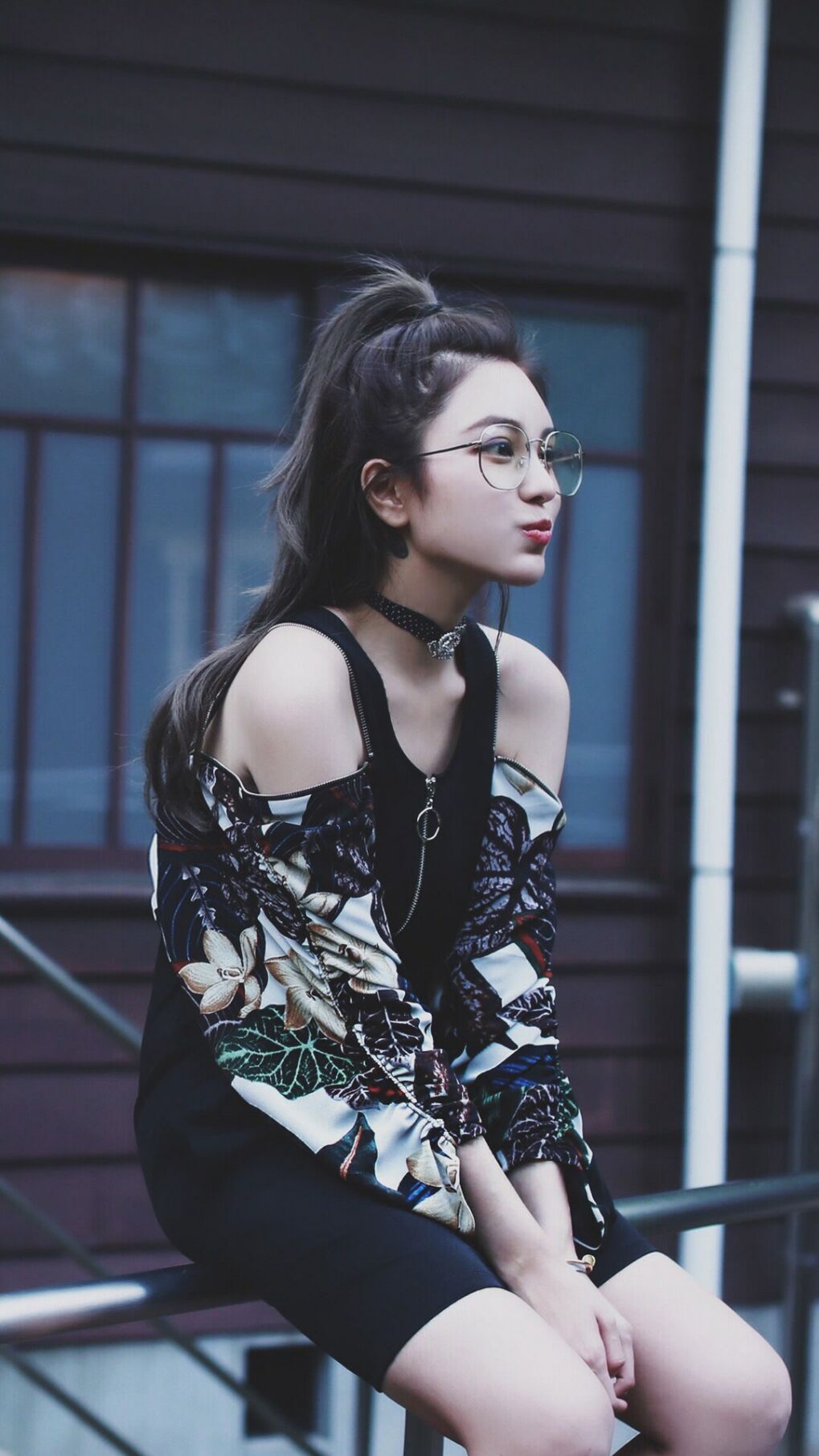 拜仁慕尼黑主场2-1战胜弗赖堡，继续领跑积分榜，拜仁慕尼黑二队名单