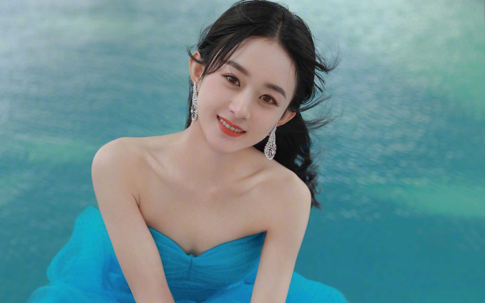 魔术师保罗指挥篮球赛场，尼克斯队再创历史，保罗跟尼克杨做过队友吗