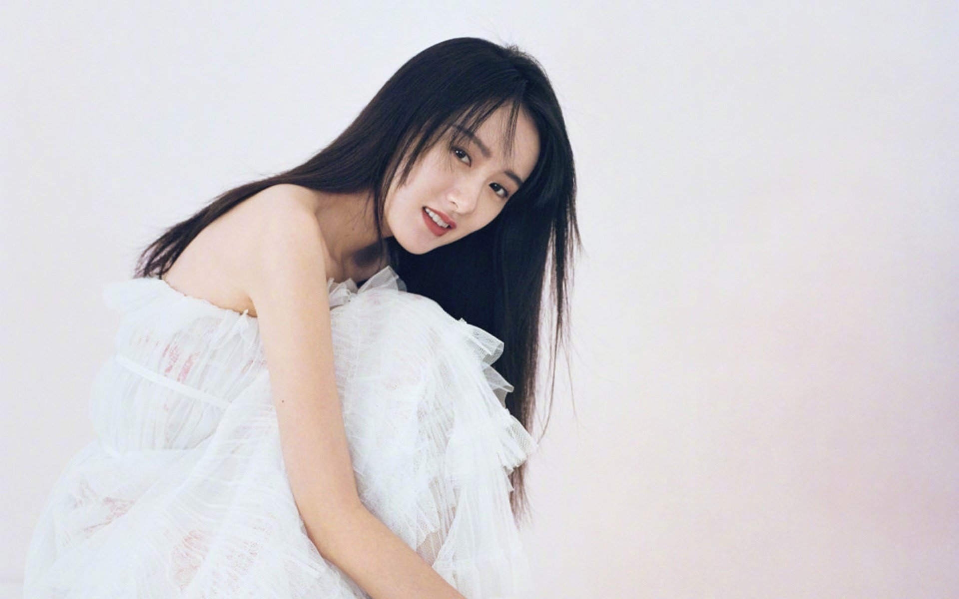 丁俊晖晒奖杯合集回顾荣耀时刻，丁俊晖获得冠军