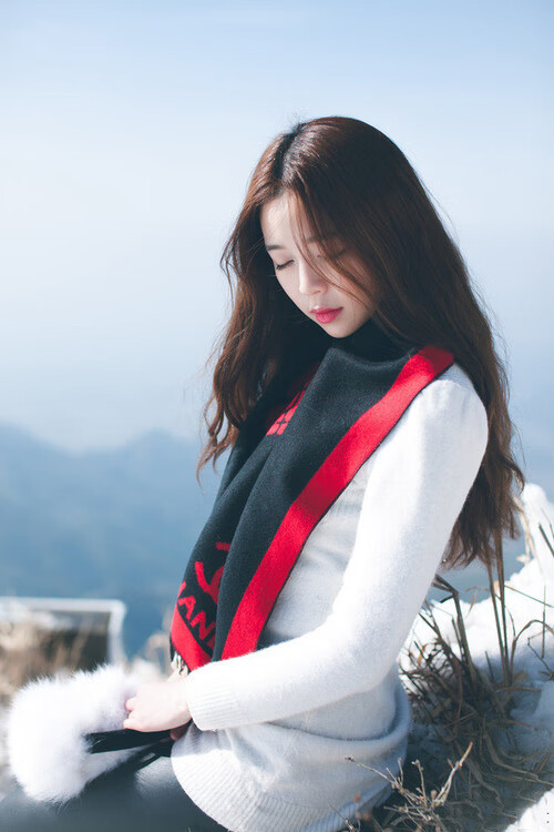 范奥特尔戴克50米蝶泳展现极致爆发，范戴克青训